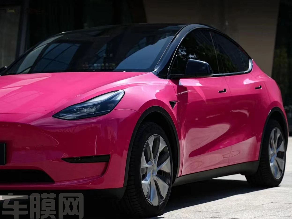 特斯拉Model Y 甜菜根紫改色膜 效果图