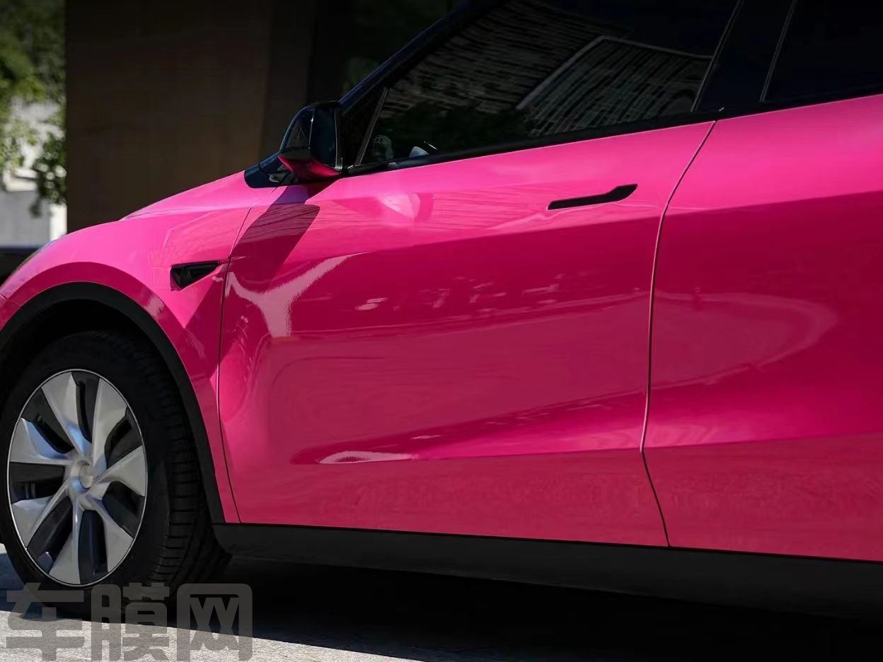 特斯拉Model Y 甜菜根紫改色膜 效果图