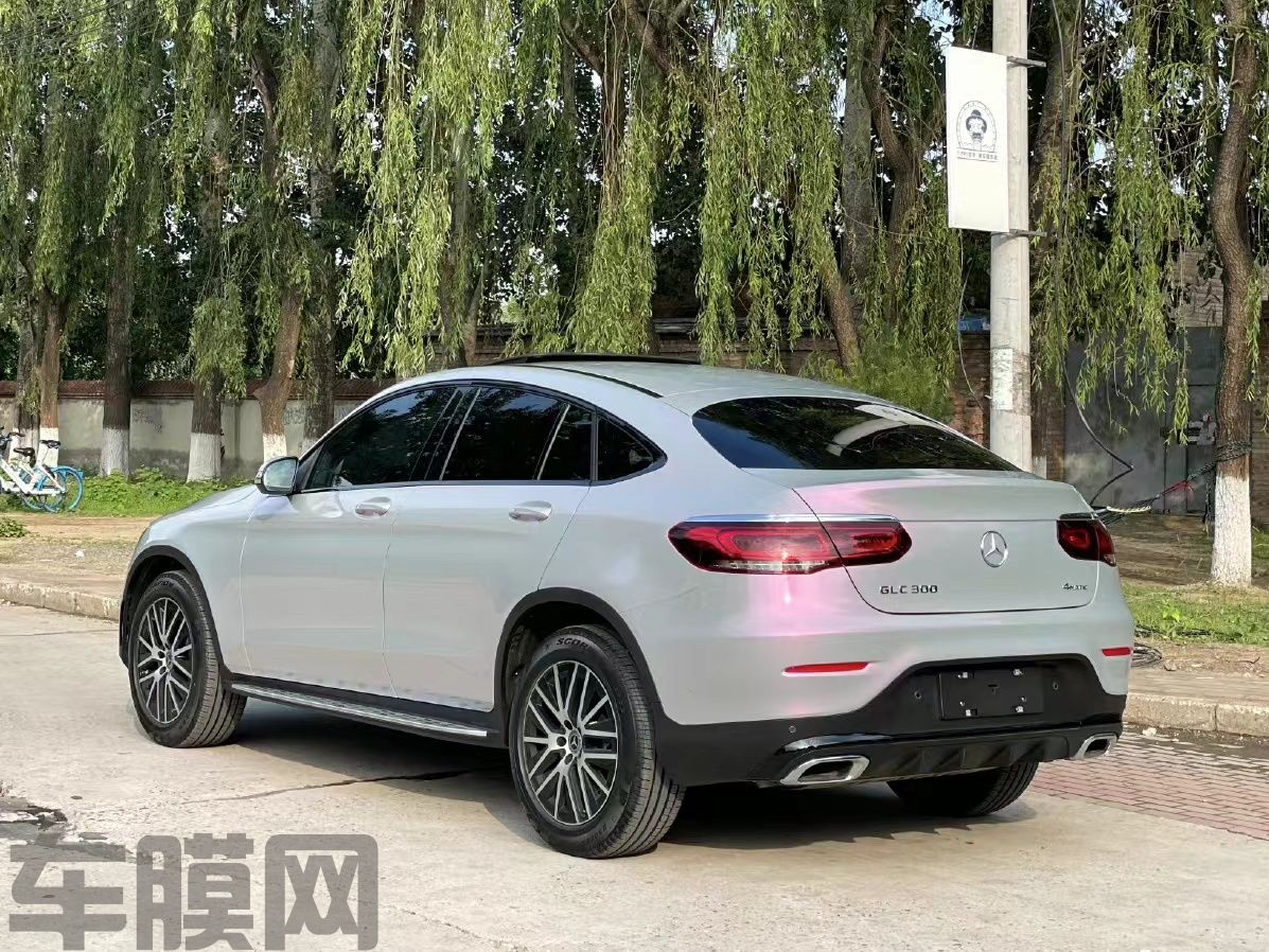 奔驰GLC300 梦幻火山灰改色膜 效果图