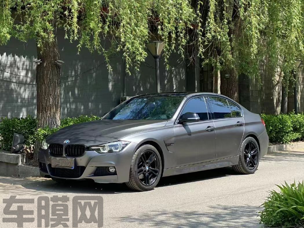 宝马3系 超哑AMG山灰改色膜 效果图