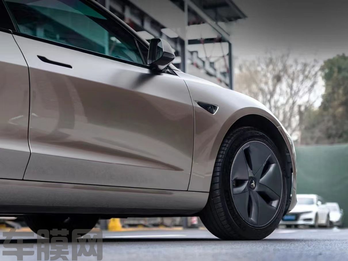特斯拉Model 3 液态金属银改色膜 效果图