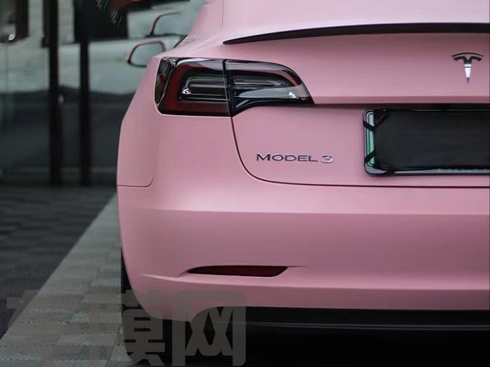 特斯拉Model 3 奶油粉改色膜 效果图