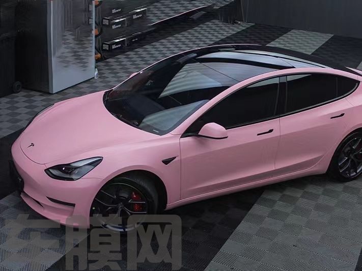 特斯拉Model 3 奶油粉改色膜 效果图
