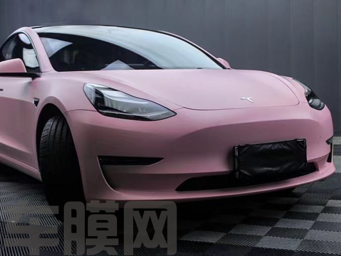 特斯拉Model 3 奶油粉改色膜 效果图