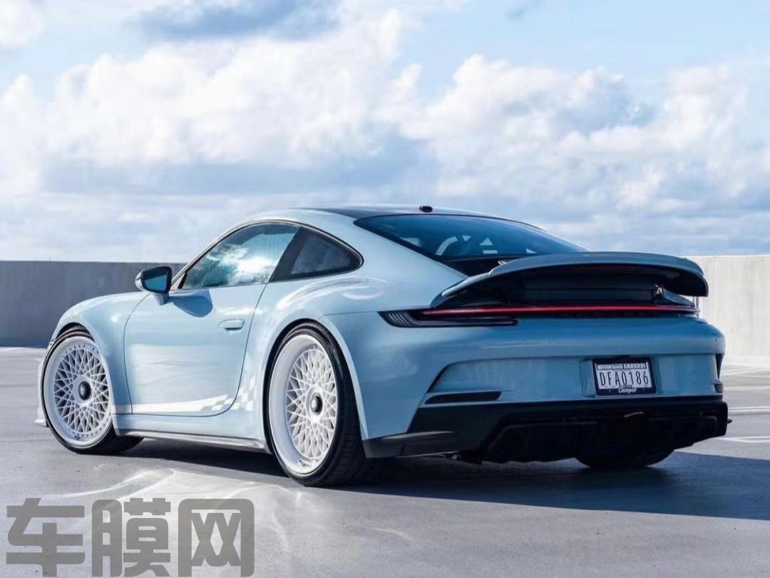 保时捷911 海风蓝改色膜 效果图