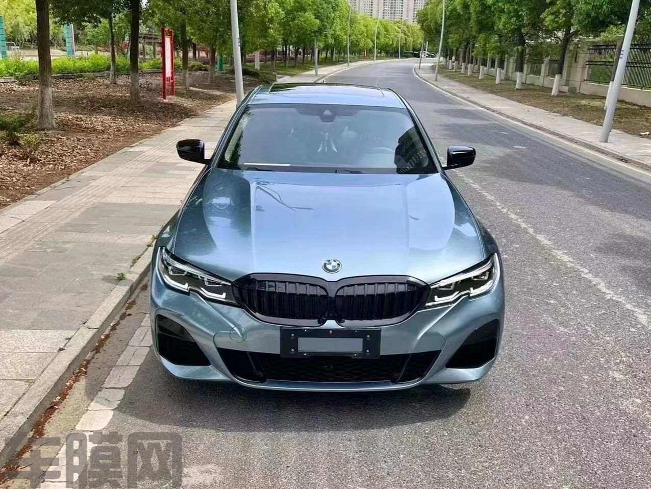 宝马3系 液态索玛托蓝改色膜 效果图