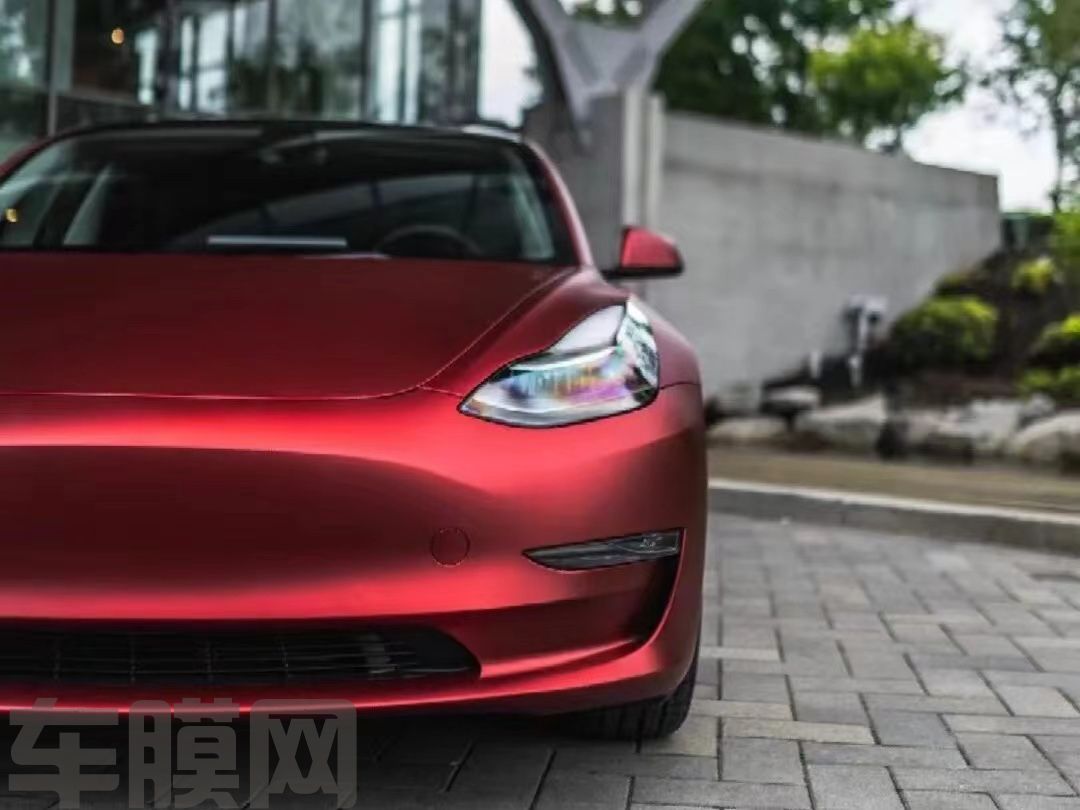 特斯拉Model Y 罗曼尼红改色膜 效果图