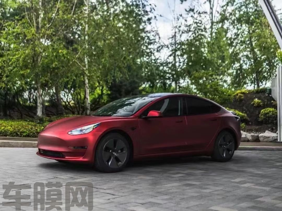 特斯拉Model Y 罗曼尼红改色膜 效果图