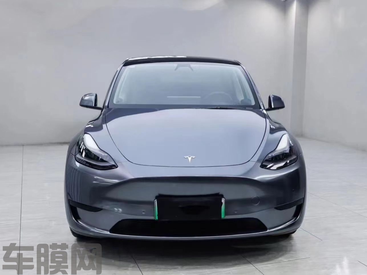 特斯拉Model Y 月光石灰改色膜 效果图