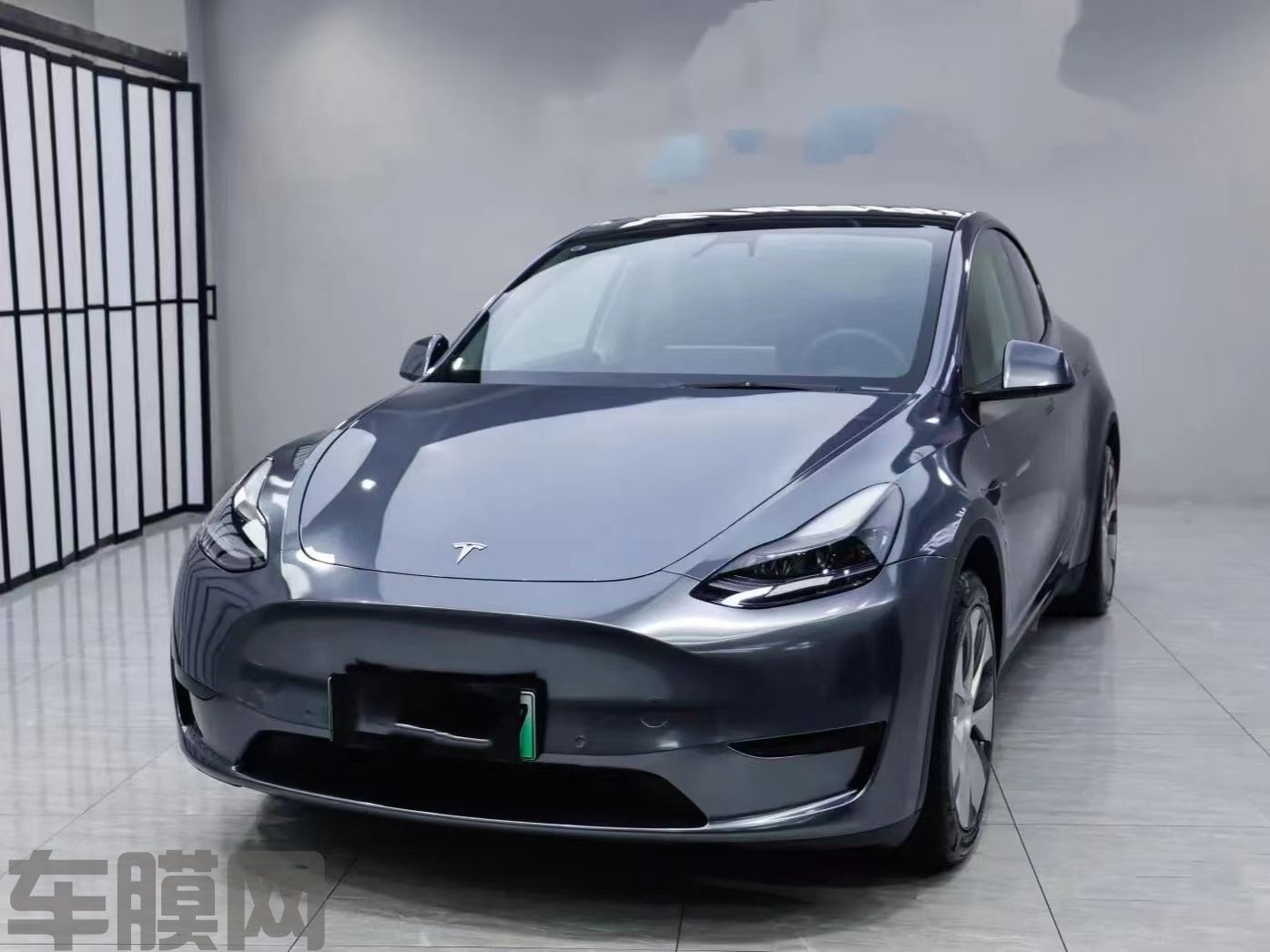 特斯拉Model Y 月光石灰改色膜 效果图