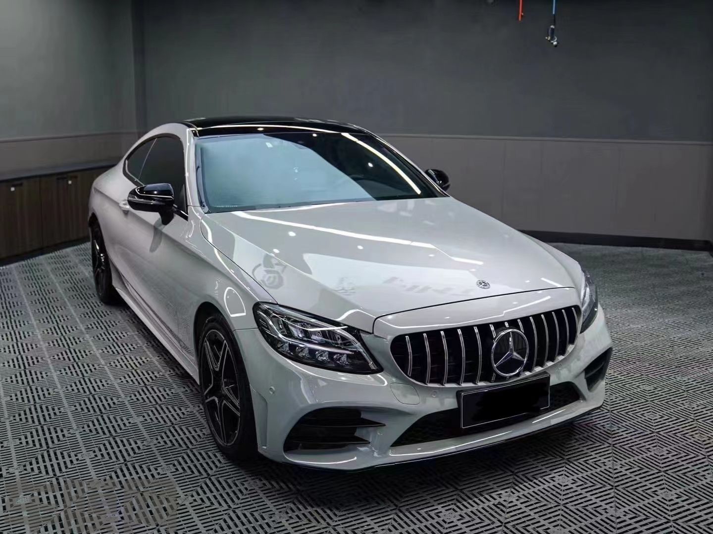 奔驰C Coupe PET哑灰改色膜 效果图