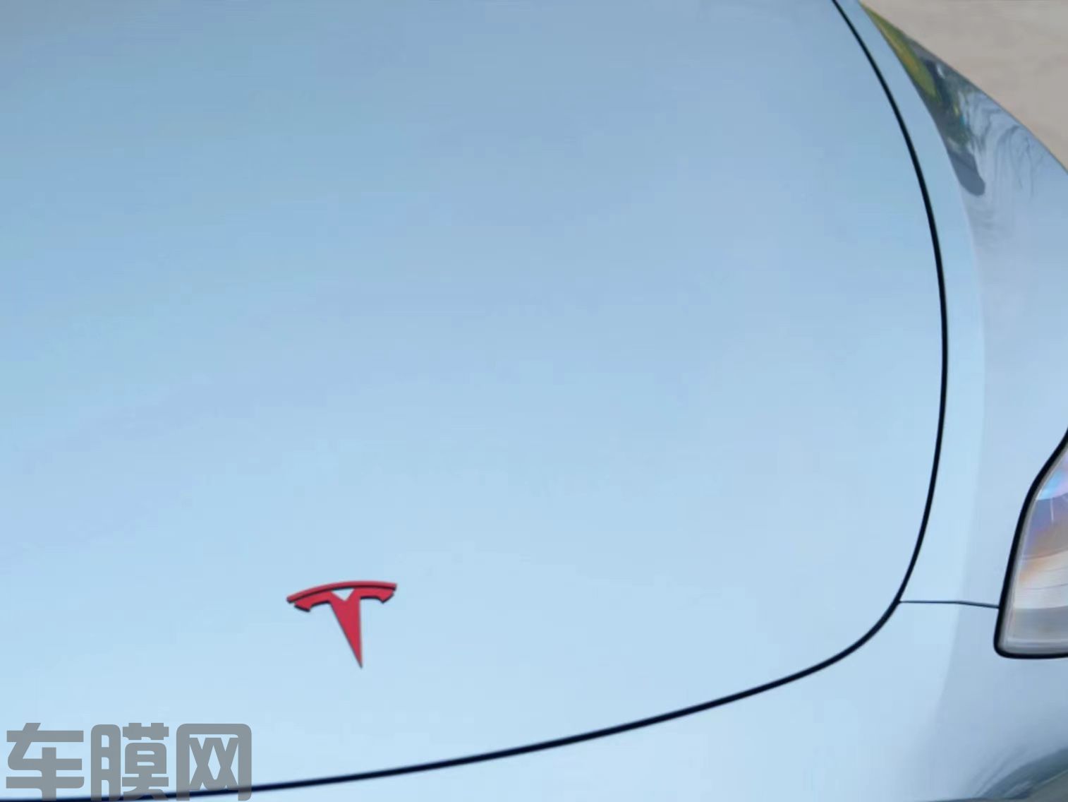 特斯拉 索玛托蓝改色膜 效果图
