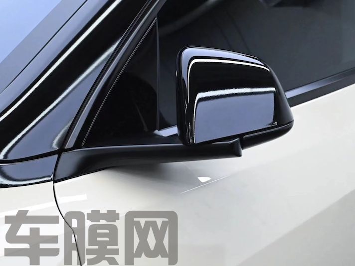 特斯拉Model Y 卡其米兰改色膜 效果图