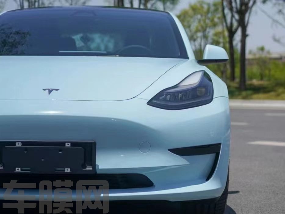 特斯拉Model 3 冰川蓝改色膜效果图