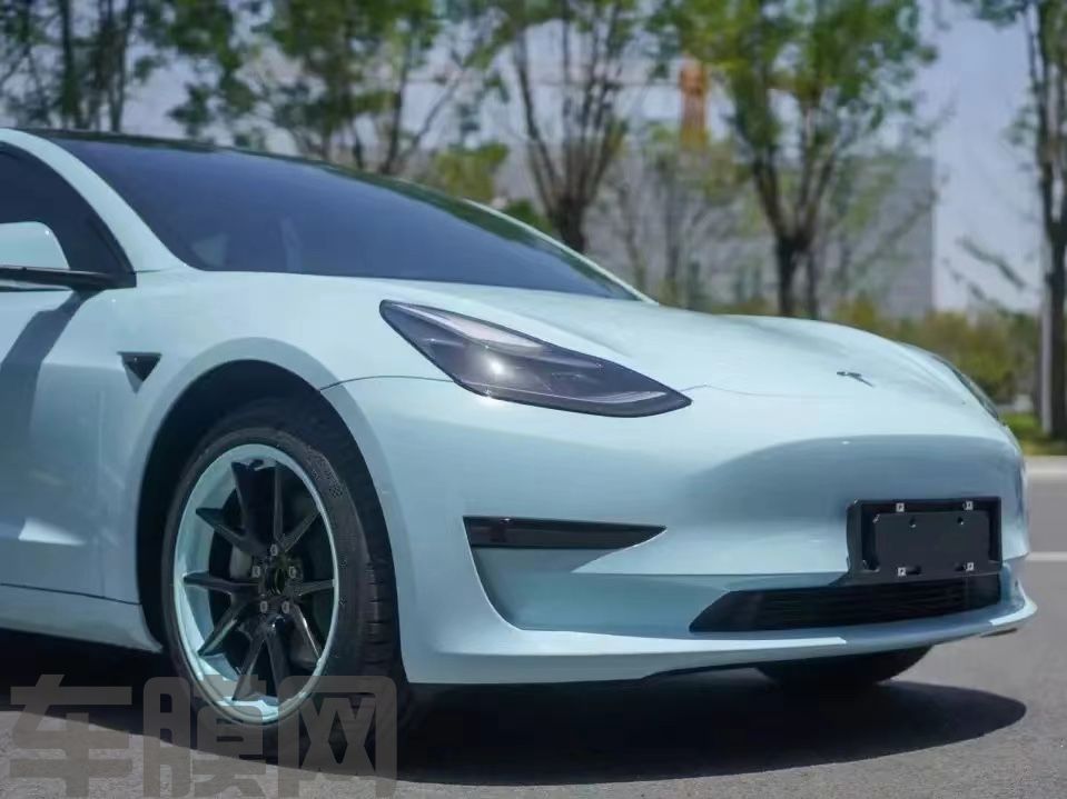 特斯拉Model 3 冰川蓝改色膜效果图