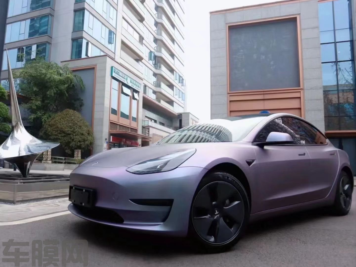 特斯拉Model 3 卡普里灰紫改色膜 效果图