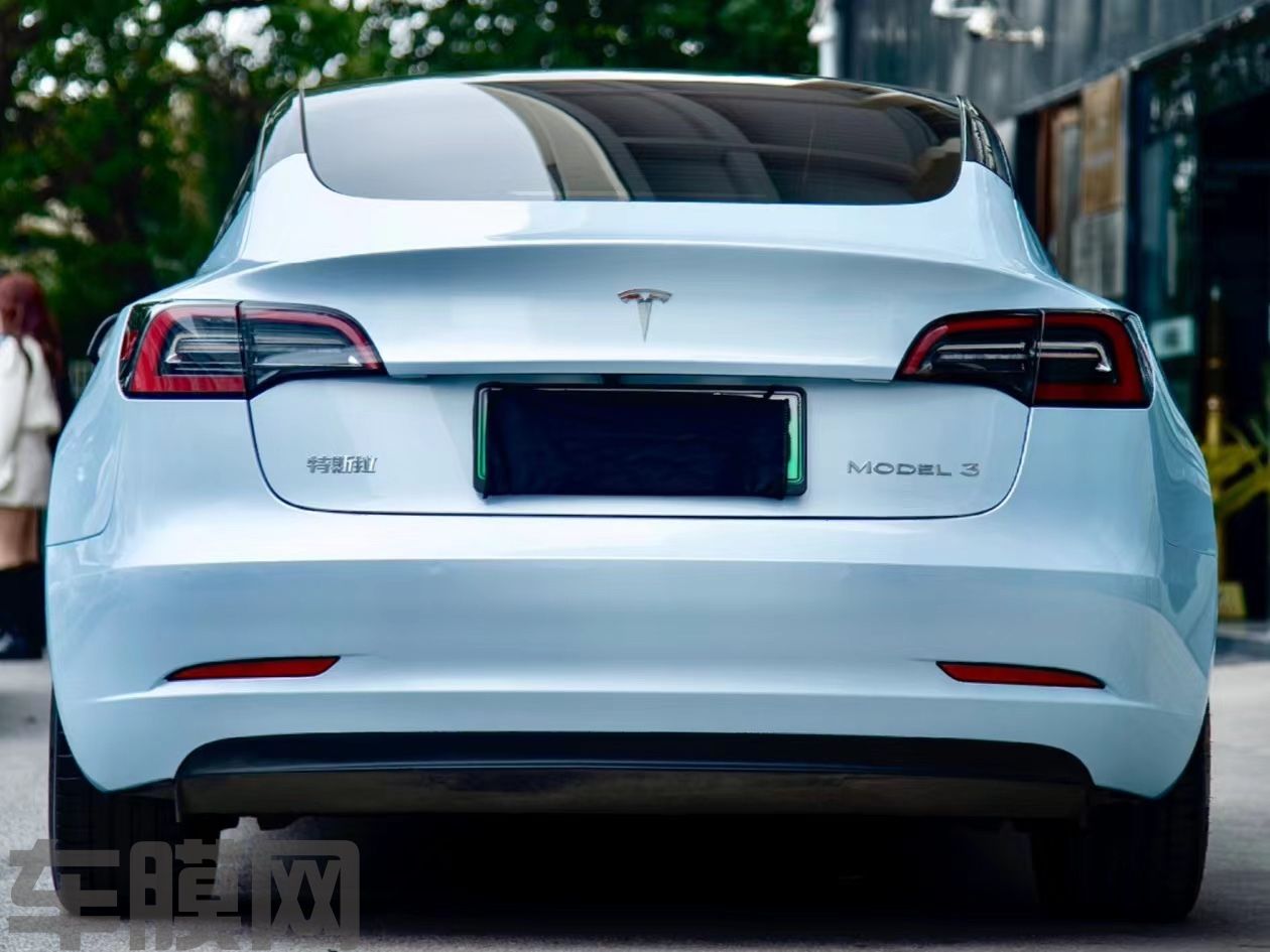 特斯拉Model 3 冰川蓝改色膜效果图