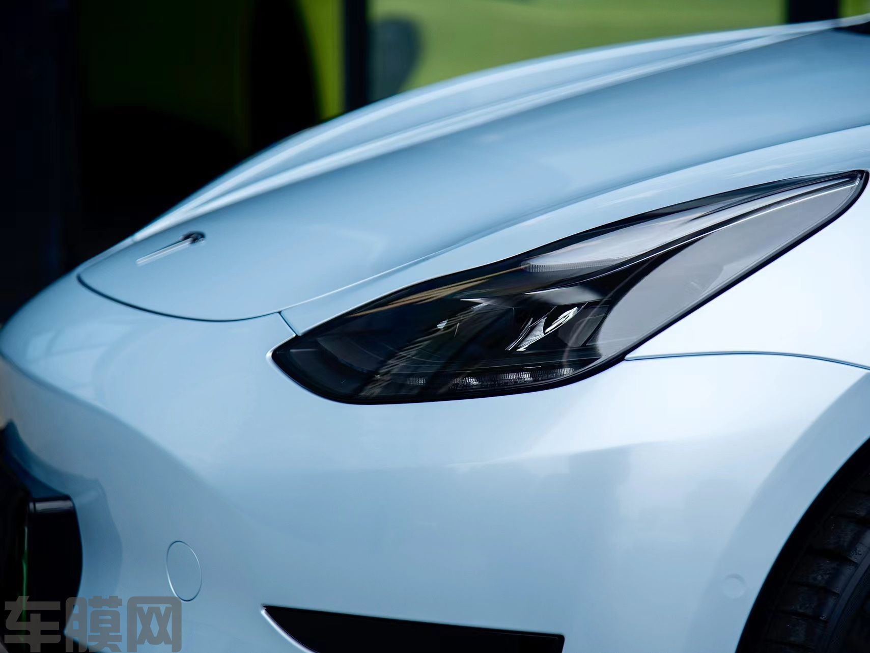 特斯拉Model 3 冰川蓝改色膜效果图