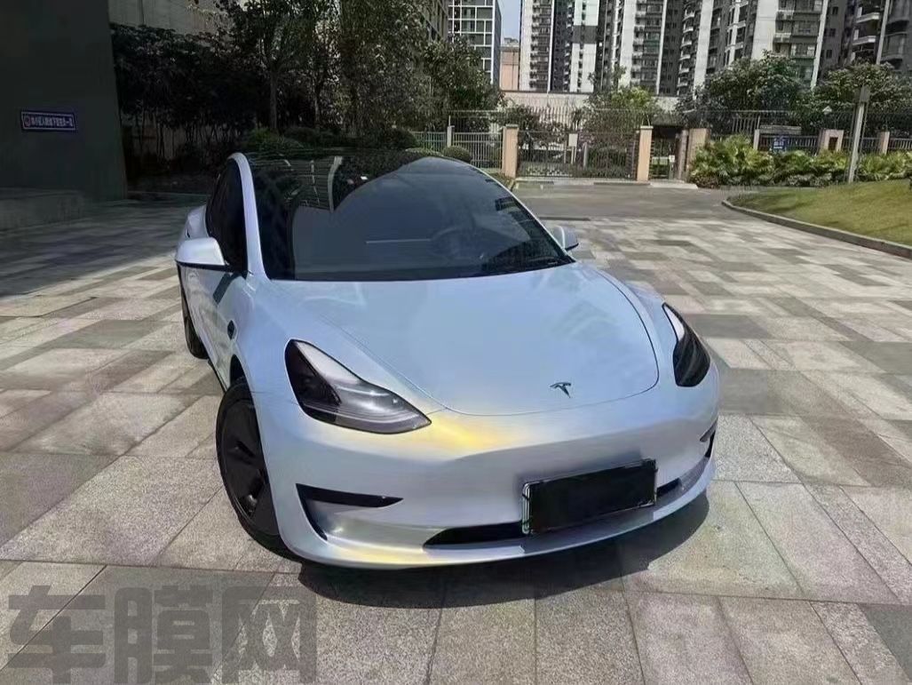 特斯拉Model 3 远峰蓝魅金改色膜 效果图
