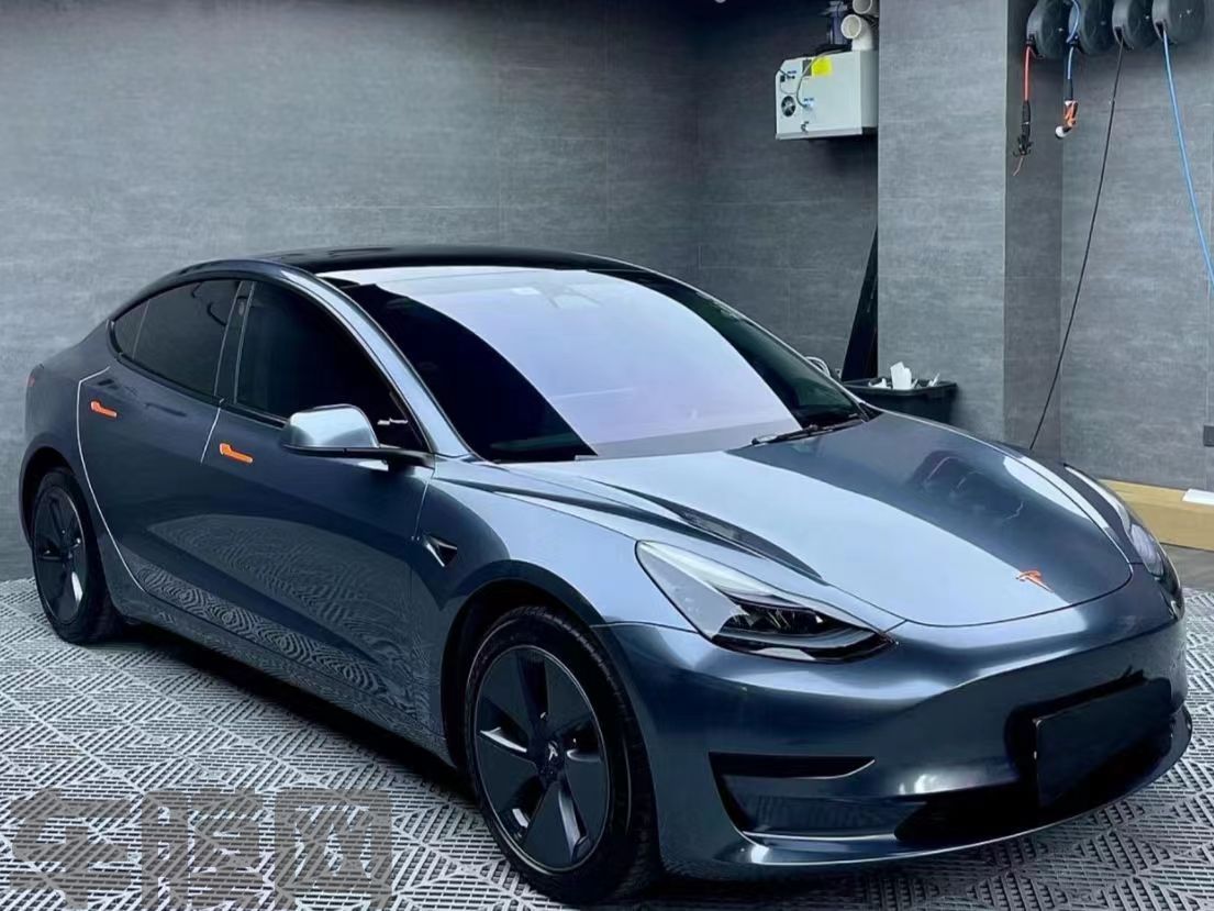 特斯拉Model 3 月光石灰改色膜 效果图