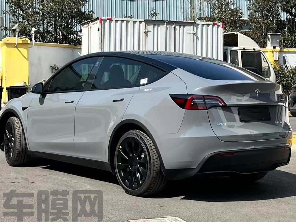 特斯拉Model Y 纳多灰改色膜 效果图