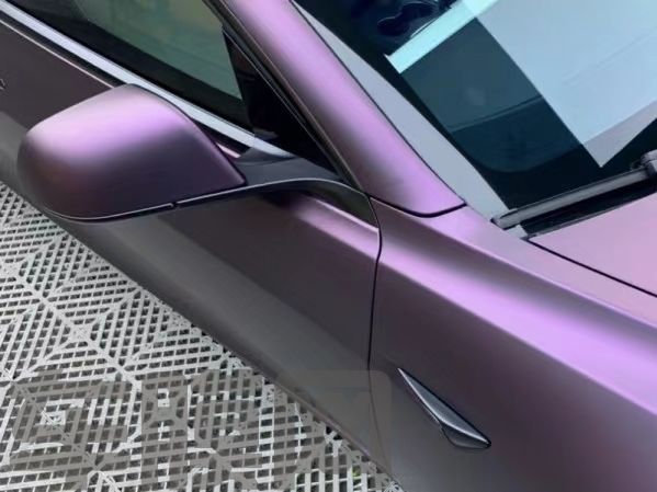 特斯拉Model 3 超哑黑幻紫改色膜 效果图