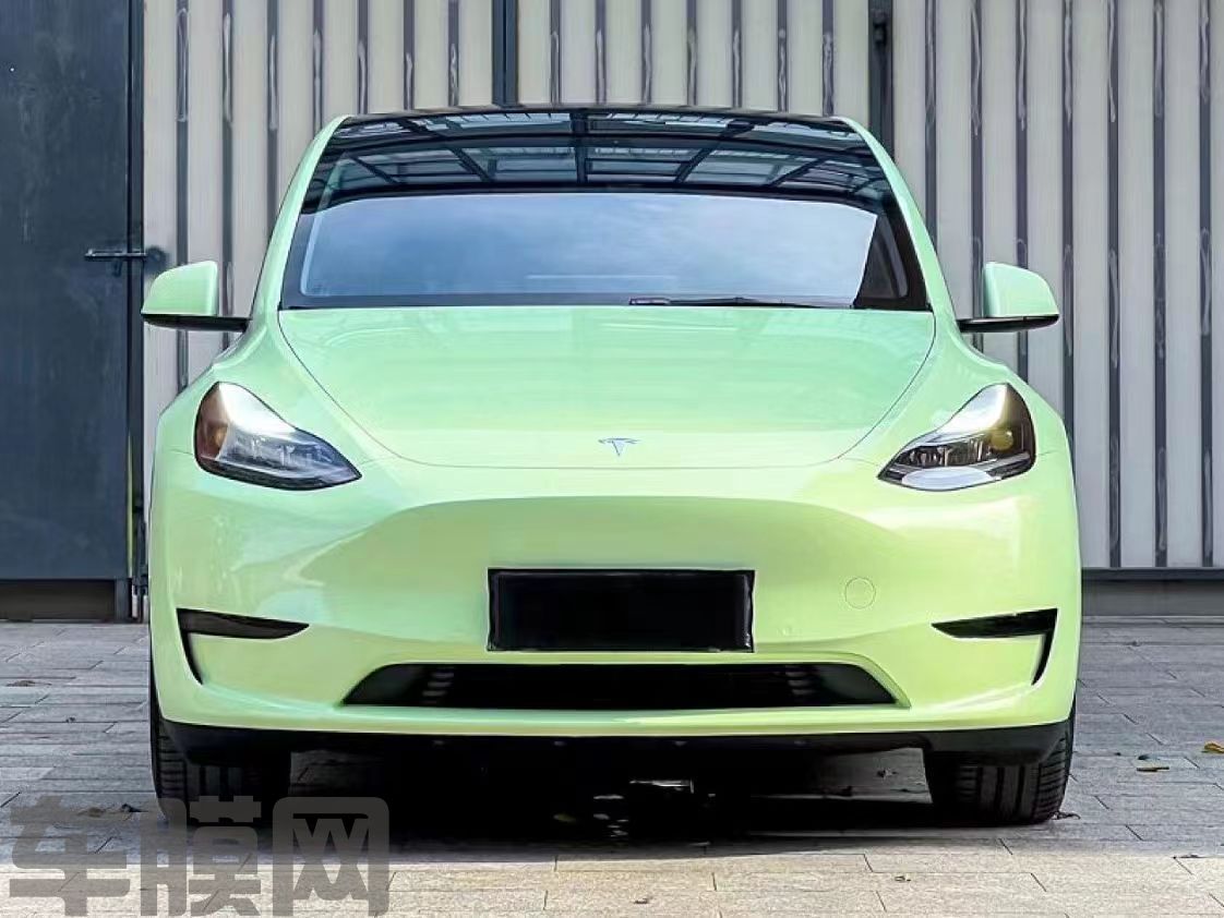 特斯拉Model Y 牛油果绿改色膜 效果图