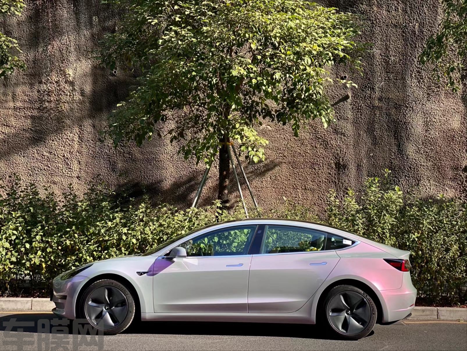 特斯拉Model 3 梦幻火山灰改色膜 效果图