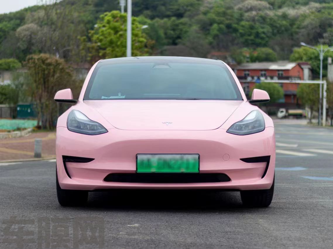 特斯拉Model 3 樱花粉改色膜 效果图