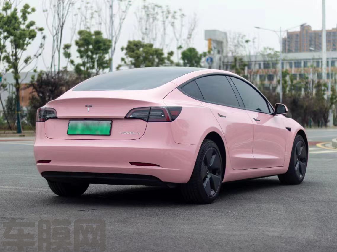 特斯拉Model 3 樱花粉改色膜 效果图