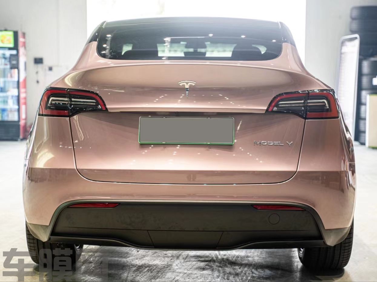 特斯拉Model Y 水晶冰莓粉改色膜 效果图
