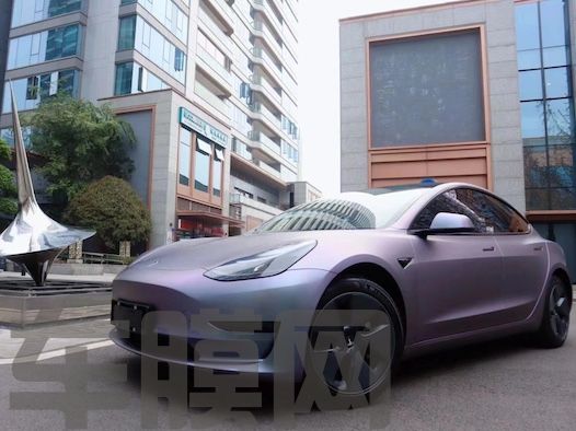 特斯拉Model 3 卡普里灰紫改色膜 效果图