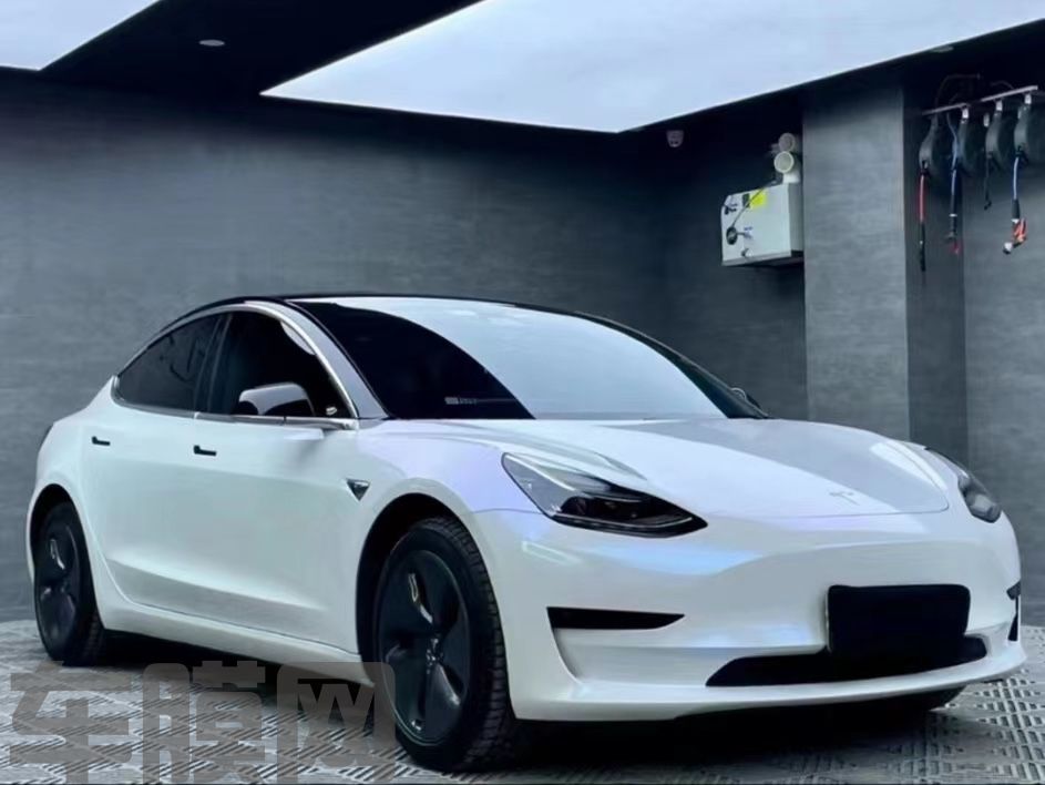 特斯拉Model 3 星空白魅蓝改色膜 效果图