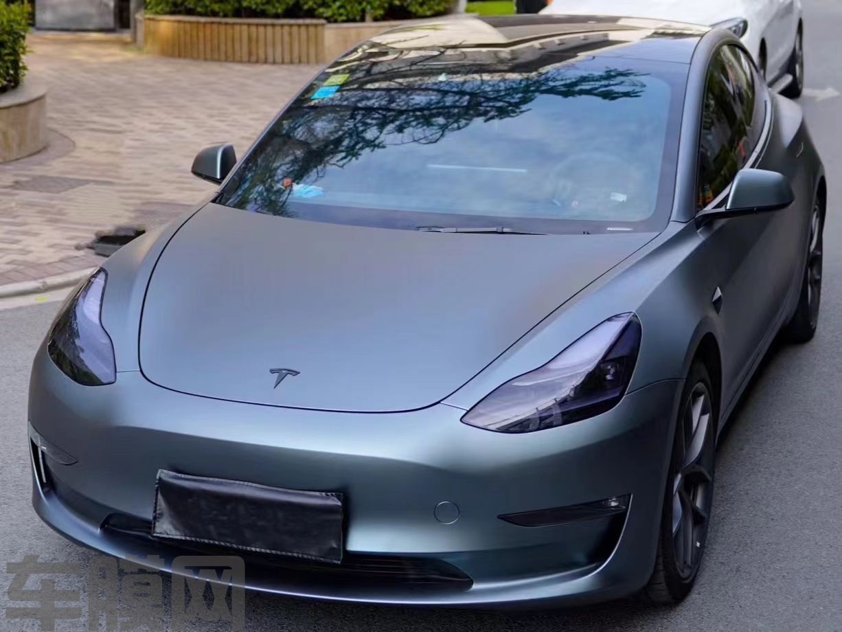 特斯拉Model 3 金属灰蓝改色膜 效果图