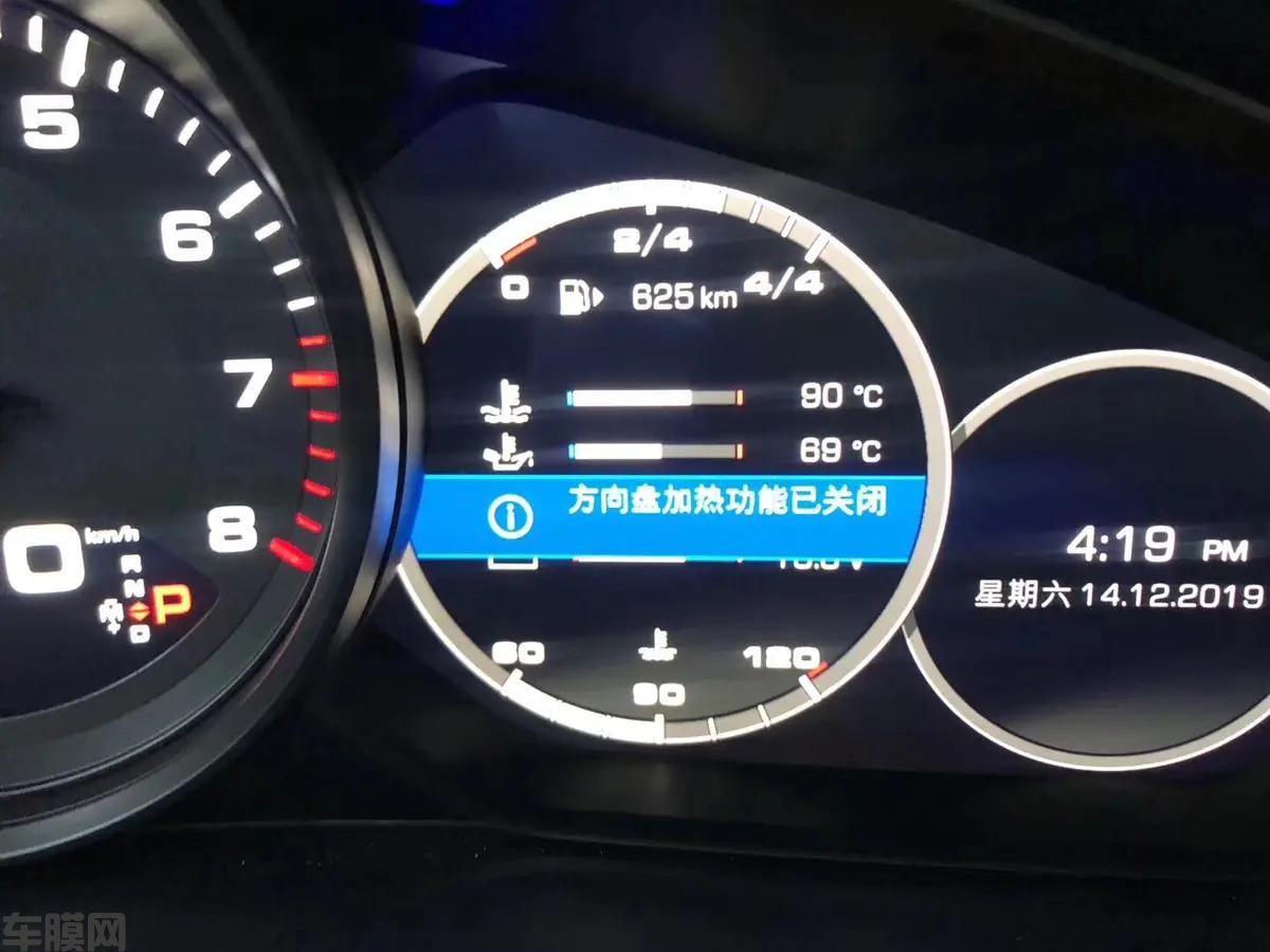 石家庄保时捷卡宴改装原厂碳纤维方向盘