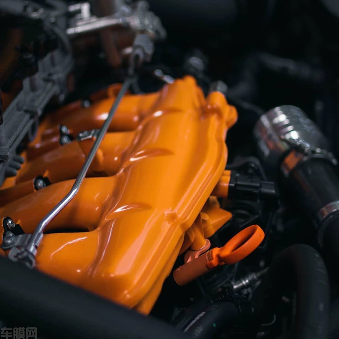 4-201024220Z1N2.jpg