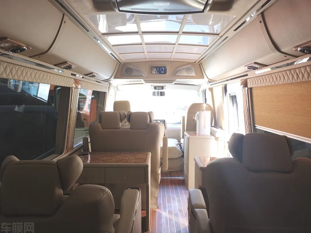 4-201201195R64Y.jpg